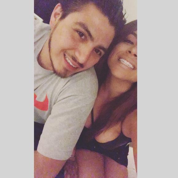 Meet your Posher, Karina - Picture 3 of 5